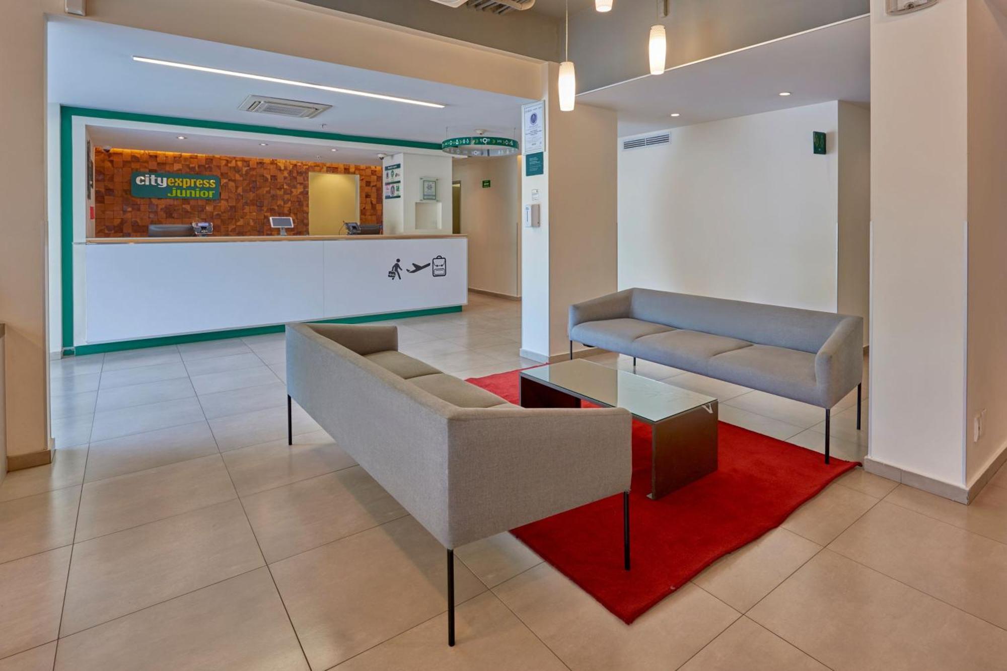 City Express Junior By Marriott Leon Centro De Convenciones Buitenkant foto
