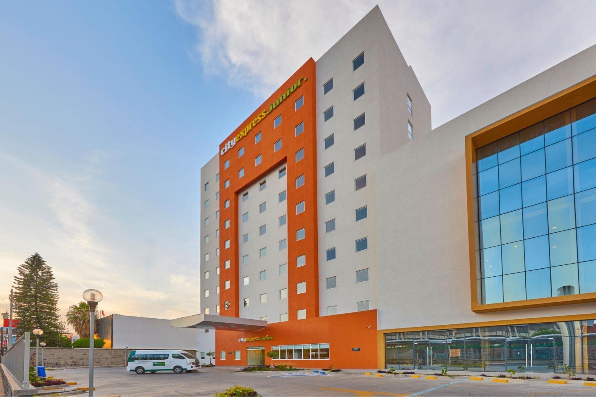 City Express Junior By Marriott Leon Centro De Convenciones Buitenkant foto