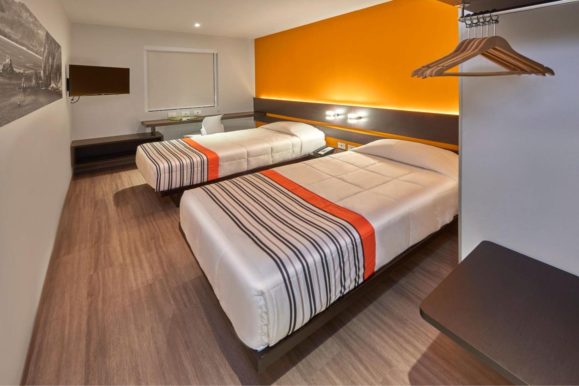 City Express Junior By Marriott Leon Centro De Convenciones Buitenkant foto